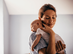 5 điều cần biết khi chăm sóc trẻ sơ sinh