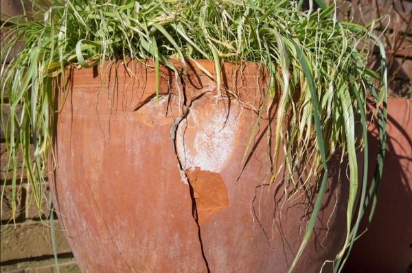Fiberstone is highly durable and resistant to cracking or breaking