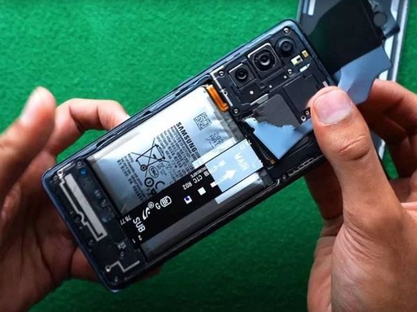 Dấu Hiệu Cảnh Báo Bạn Cần Thay Thế Pin Samsung Ngay