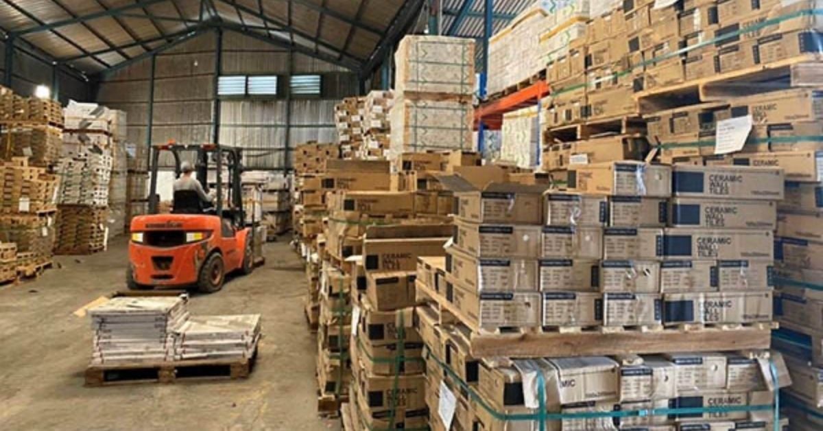 vlxdhoangmai.com.vn - 1 thùng gạch 60x60 có bao nhiêu viên?
