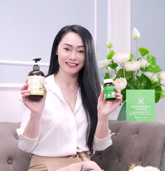 HÀNG TRÌNH TÌM “XUÂN” VỀ LẠI TRÊN TÓC CỦA QUÁCH THU PHƯƠNG