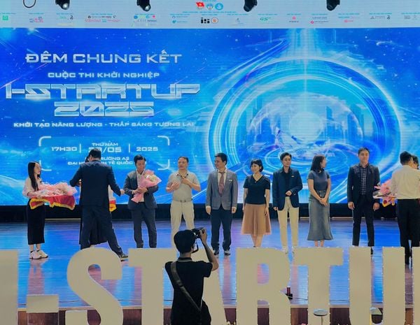 Cỏ Cây Hoa Lá đồng hành cùng Trường Đại học Kinh tế Quốc dân
