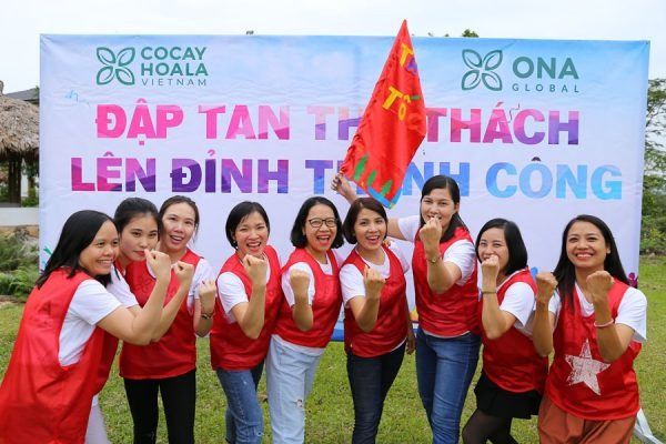 Team building Cỏ Cây Hoa Lá