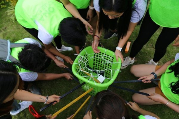 Team building Cỏ Cây Hoa Lá