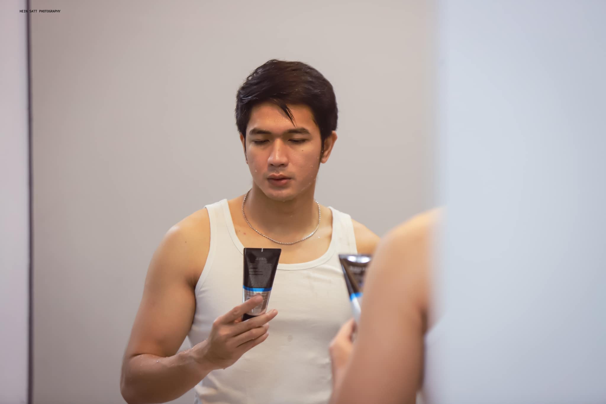Sữa rửa mặt thải độc tốt nhất dành cho nam