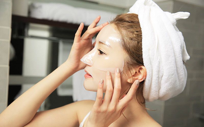 Cách đắp mặt nạ collagen chuẩn là gì? Tại sao nên đắp mặt nạ collagen?