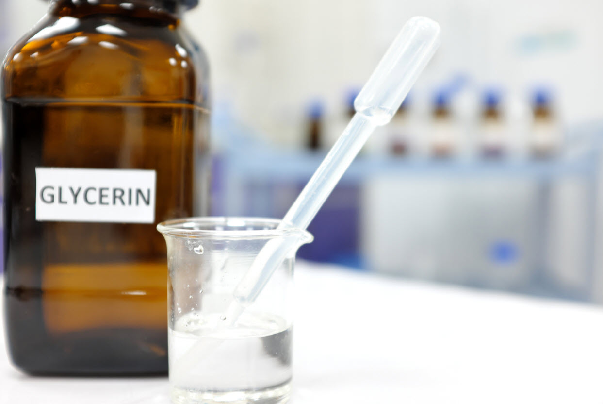 Glycerin là gì? Tác dụng tuyệt vời của Glycerin trong làm đẹp