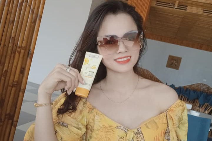 Gợi ý 3 mỹ phẩm cho phái nữ ngày hè
