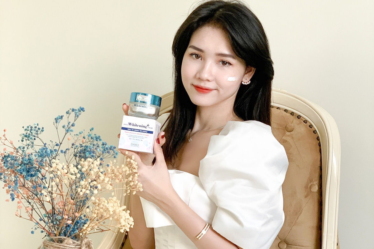 5 loại kem dưỡng ẩm chẳng hề gây bóng nhờn cho làn da mùa hè
