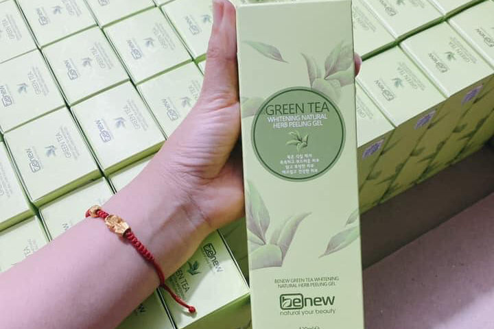 Tẩy da chết trà xanh Benew Green Tea Peeling Gel