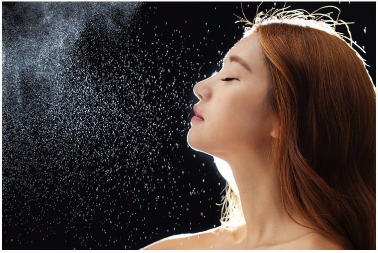 Xịt khoáng dưỡng ẩm tốt nhất. Tiêu chí chọn lựa và cách sử dụng hiệu quả