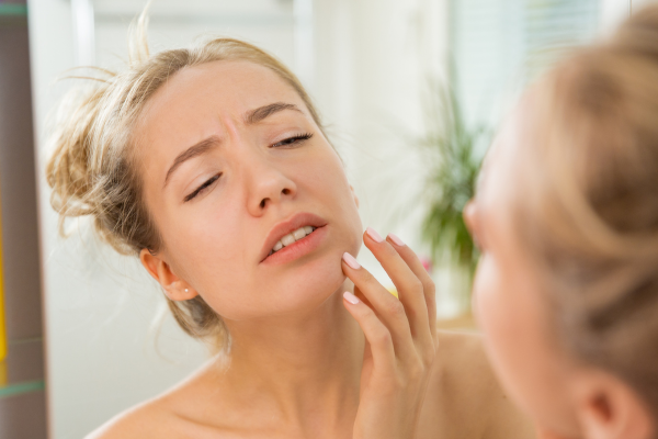 Da Nhiễm Corticoid: Dấu Hiệu, Nguyên Nhân, và Cách Chăm Sóc