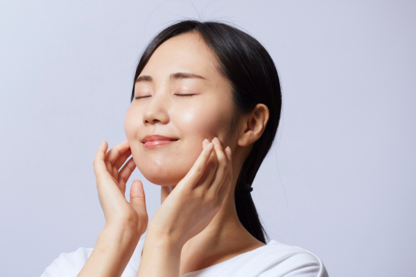 Mặt Nạ Ngủ Hàn Quốc: Bí Quyết Dưỡng Da “Ngủ Dậy Là Thấy Khác”