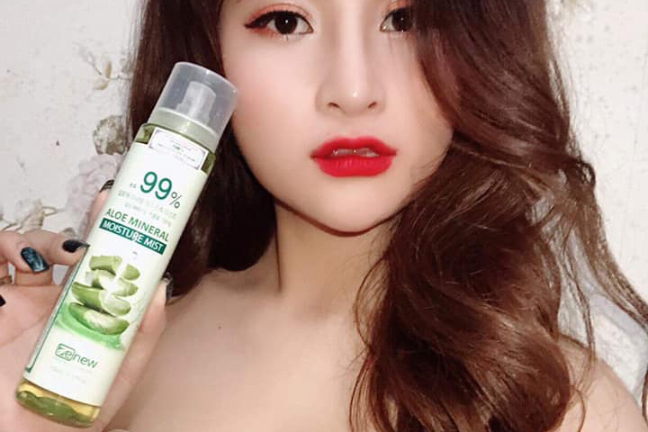 Xịt khoáng cho da nhạy cảm dưỡng ẩm tốt đáng mua nhất hiện nay