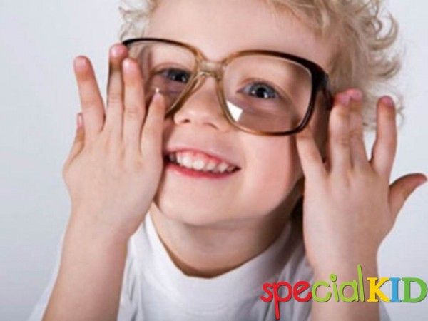 Bí quyết giúp trẻ tăng cường thị lực