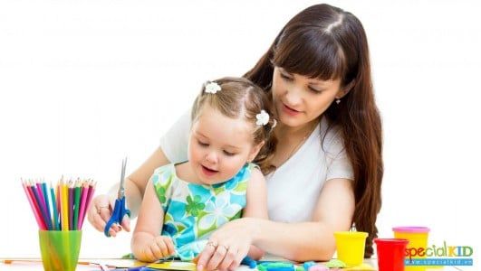 Cách mẹ dạy con học vẽ tranh