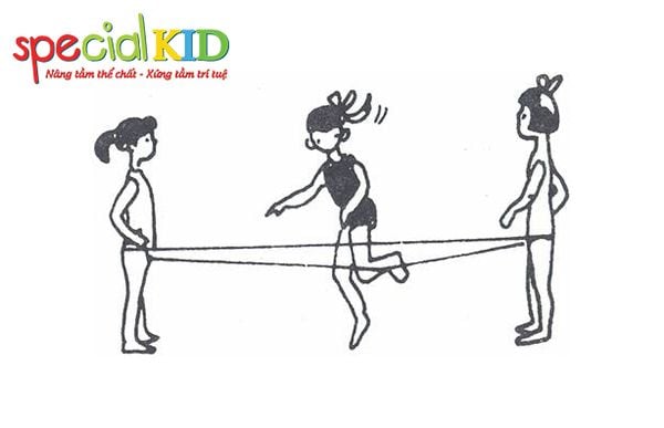 Nhảy dây cao su đã trở thành một thú vui không chỉ cho trẻ em mà còn cả người lớn. Hãy cùng xem hình ảnh và cảm nhận sự vui tươi, sự hứng khởi khi tung hoành với cái dây nhé! Hãy cùng nhảy để tăng cường sức khỏe và đánh thức trí óc nhanh nhẹn.