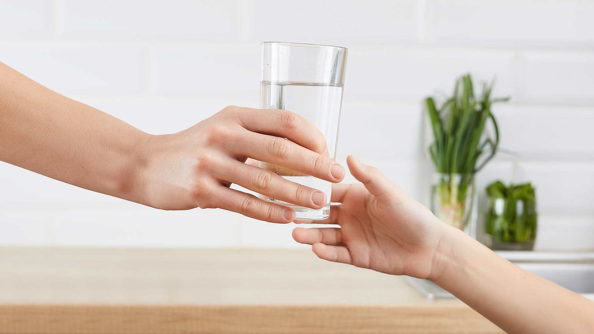 Tác dụng của uống nước đối với kiểm soát đường huyết ở người tiểu đường