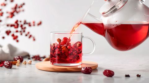Lợi ích khi duy trì uống trà táo đỏ kỷ tử trong một tháng