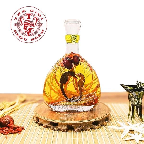 Hình ảnh sản phẩm Cận cảnh bình rượu cá ngựa 0.5 lít mẫu 03