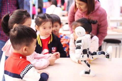 Báo Giadinh.net: Giúp trẻ yêu thích khoa học từ những bài học thực tế mà gần gũi