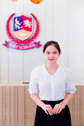 Cô Trần Thị Thu