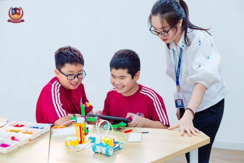 Vietschool và chương trình Robotics của LEGO Education: Kết hợp hoàn hảo cho sự phát triển toàn diện của học sinh