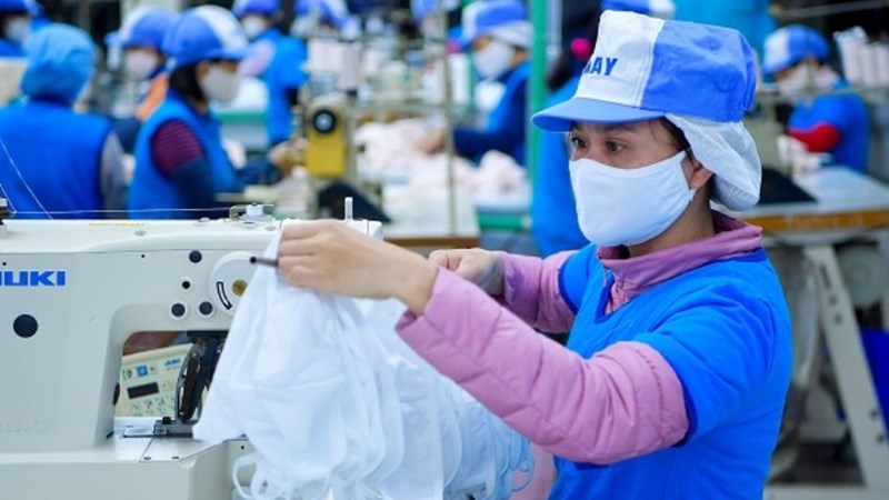 Việt Nam liệu có thể thành công xưởng sản xuất khẩu trang của thế giới?