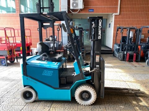 TỔNG QUAN VỀ THỊ TRƯỜNG THUÊ XE NÂNG TẠI VIỆT NAM