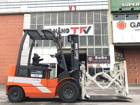 Các phụ kiện và tùy chọn nâng cao cho Xe nâng điện