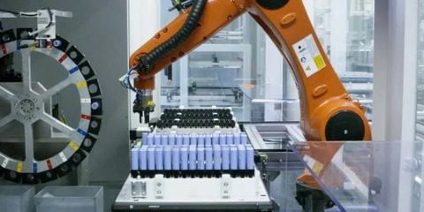 BMZ & Kion thành lập liên doanh sản xuất pin