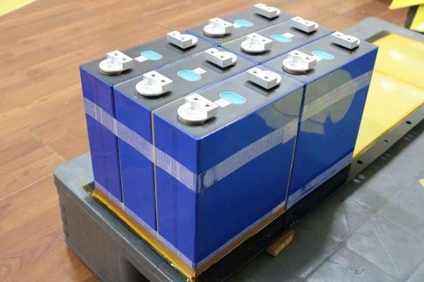 Pin Lithium Iron Phosphate (LiFePO4)