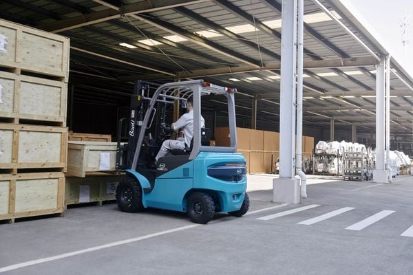 Xe nâng điện Kion Baoli