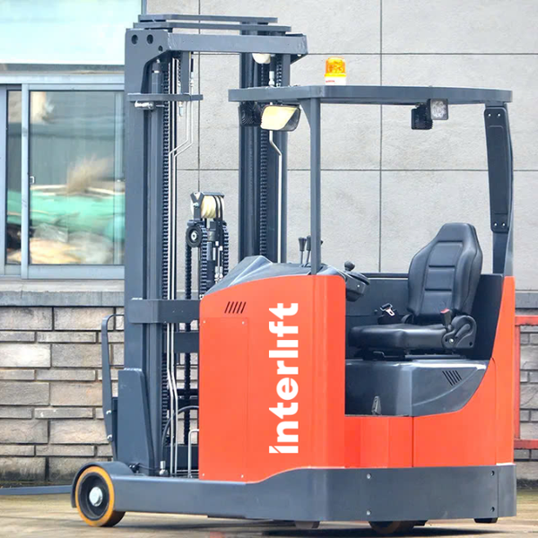 Xe nâng điện Interlift