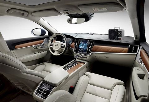 Máy tạo Ozone khử mùi, khử khuẩn xe ô tô