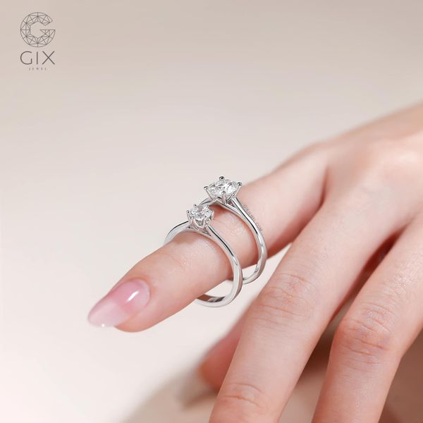 nhẫn cầu hôn bằng vàng hay bạc