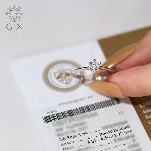 nhẫn cầu hôn bằng vàng hay bạc