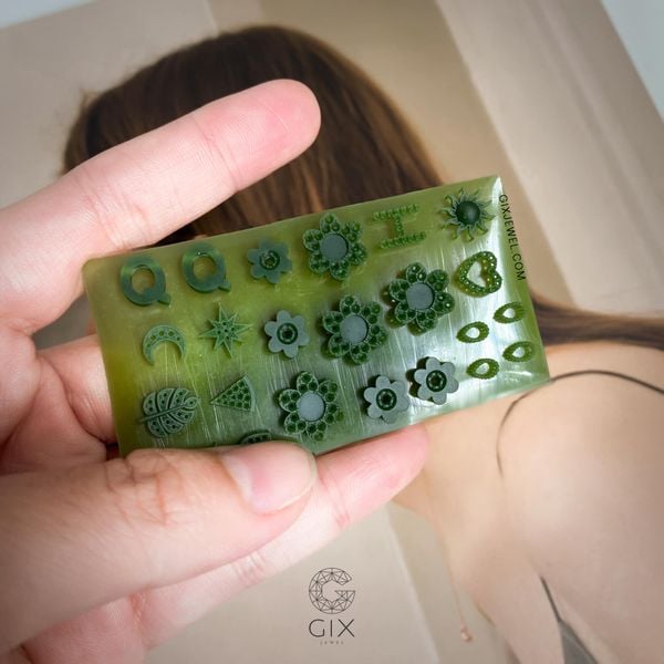 khuyên tai cho người tai to