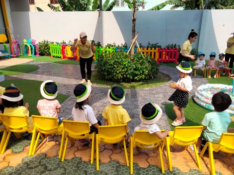 Hoạt động ngoại khóa