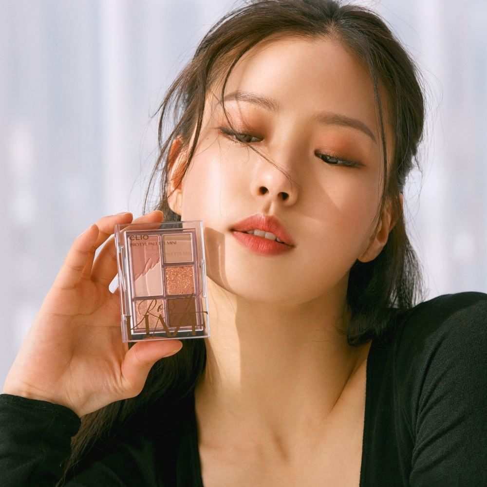 Bảng Màu Mắt Mini CLIO PRO EYE PALETTE MINI 02