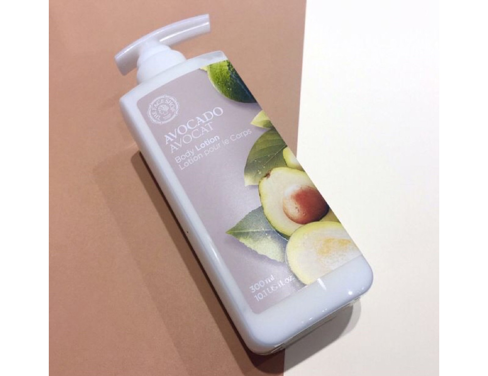 Sữa dưỡng ẩm Thefaceshop Avocado Body Lotion