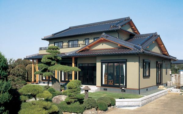Biệt thự vườn Nhật gây ấn tượng nhờ sự kết hợp hài hòa giữa lối kiến trúc cùng mảng xanh vốn có – Ảnh: Internet.