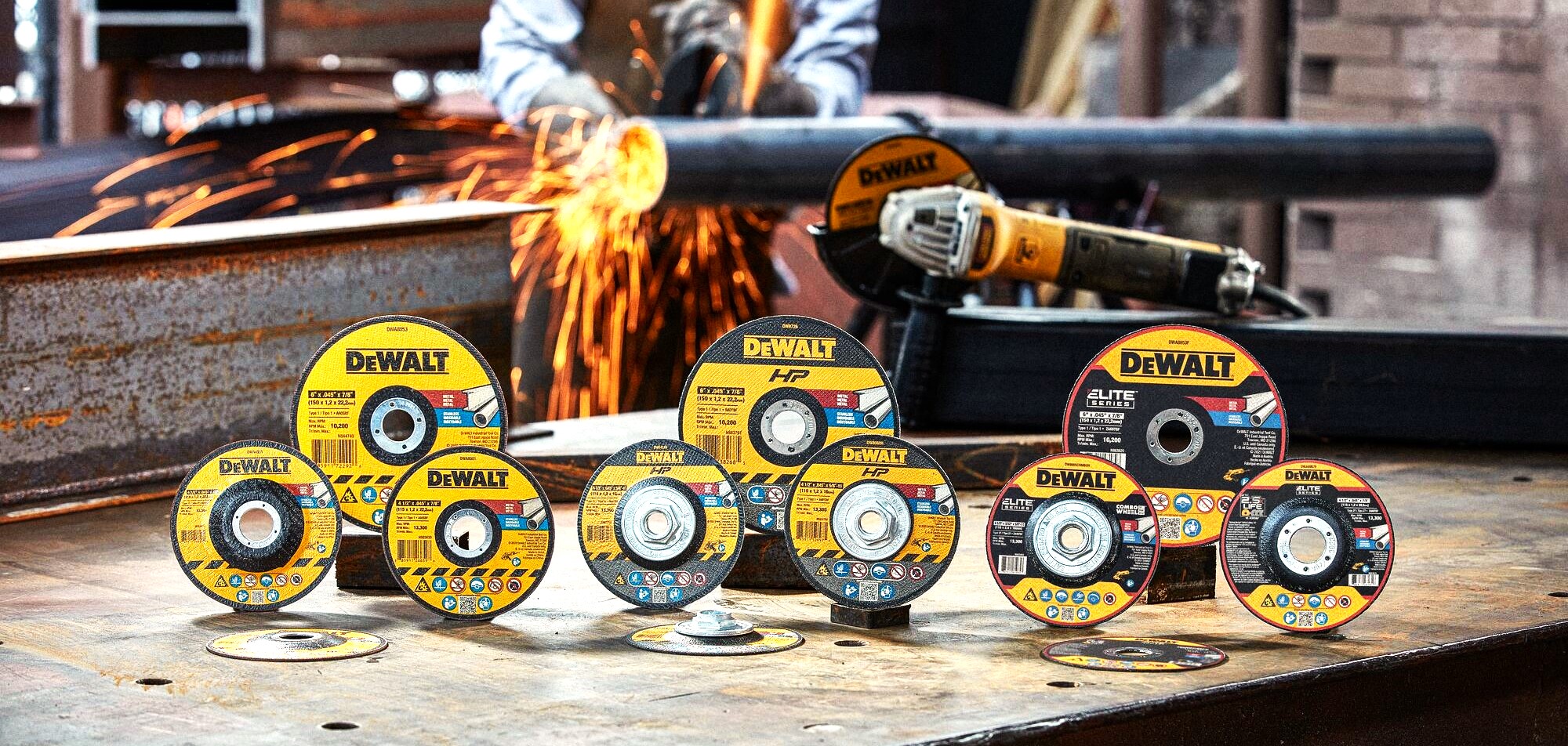 Đá cắt Dewalt Stanley