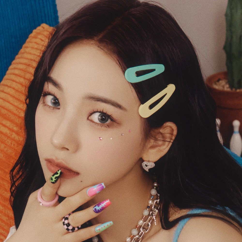 Kẻ Mắt Doe Eyes Và Siren Eyes: Bạn Chọn Phong Cách Nào? – Vivianbeauty
