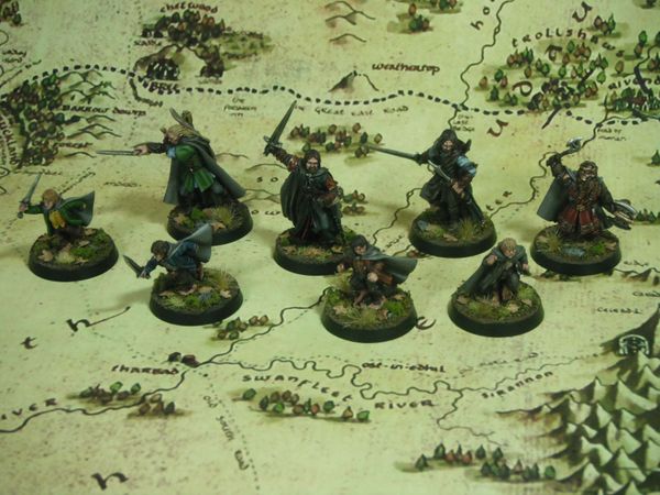 Mô hình và bàn đấu mô phỏng thuộc đạo Andrew King trong Warhammer