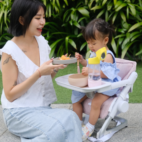 FFED ME - LỰA CHỌN SỐ 1 CỦA MẸ HẠT MÍT MÍT KHI CHỌN GHẾ ĂN DẶM CHO SAN SAN
