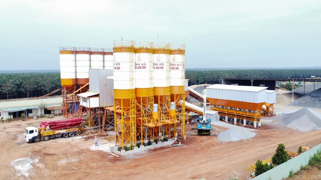 TRẠM TRỘN BÊ TÔNG CÔNG SUẤT 240 M3/H - BÌNH AN - SÂN BAY LONG THÀNH
