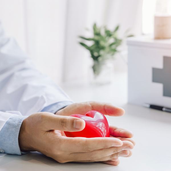 Lutein là gì? Công dụng tuyệt vời đối với đôi mắt và sức khỏe toàn diện