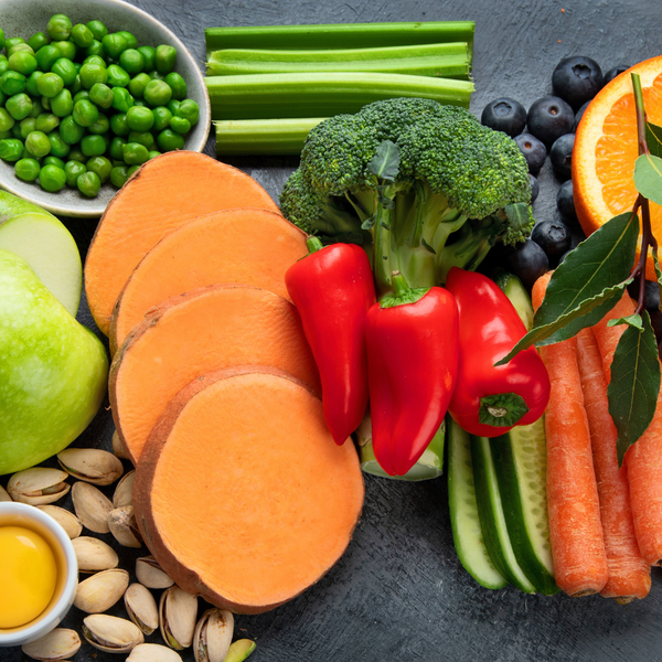 Lutein là gì? Công dụng tuyệt vời đối với đôi mắt và sức khỏe toàn diện