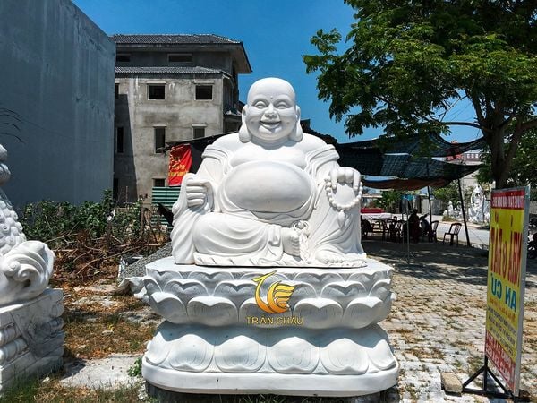 Tượng Phật Di Lặc Mang Nhiều Ý Nghĩa Tốt Cho Phong Thủy